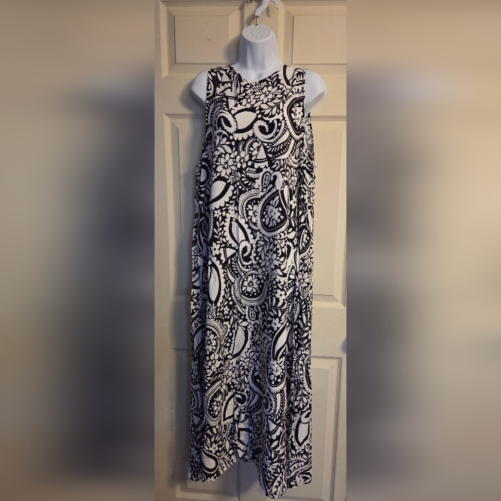 Slim Factor By Investments Black and White Paisley Maxi Dress XL